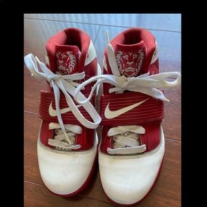 Nike Wmns Zoom Soldier 4
